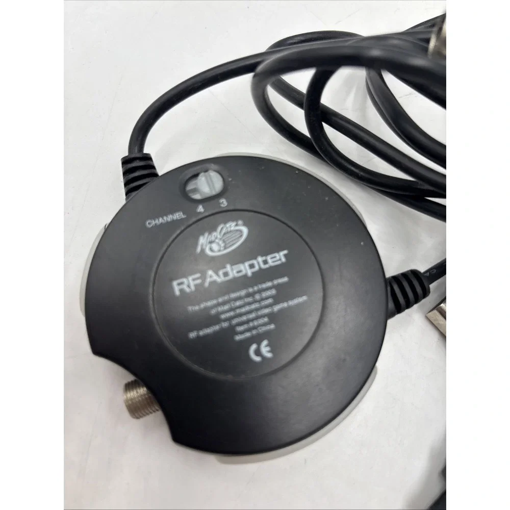 Mad Catz Universal Auto RF Adapter Xbox Nintendo 64 Gamecube PlayStation